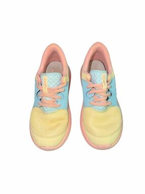Kizik Kids Anaheim Hands-Free Sneakers Birthday Cake Pastel Youth Size 2Y